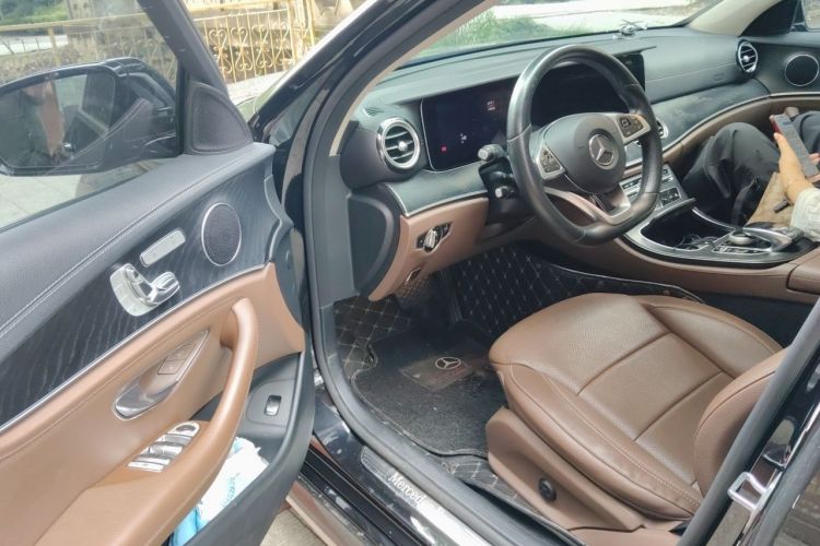Used Mercedes-Benz E-Class 2018 Restyled E 300 L Sporty and Stylish Edition Driver Seat
