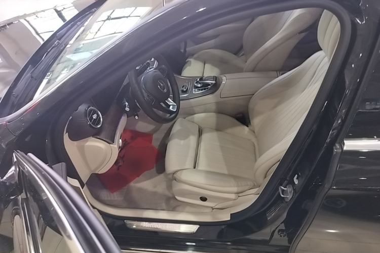 Used Mercedes-Benz E-Class 2018 Facelift E 200 L 4MATIC Driver Seat