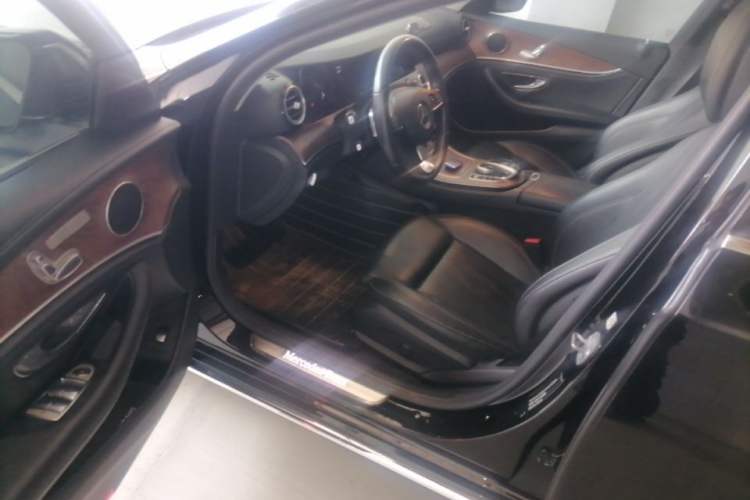 Used Mercedes-Benz E-Class 2018 Facelift E 200 L Driver Seat
