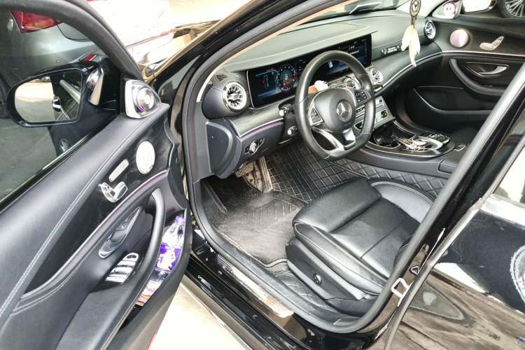 Used Mercedes-Benz E-Class 2018 Facelift E 200 L Sport Edition Driver Seat
