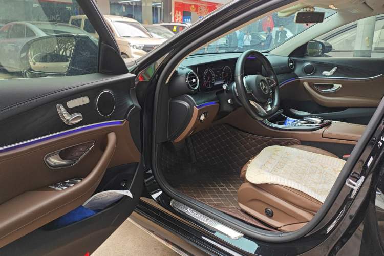 Used Mercedes-Benz E-Class 2018 Facelift E 200 L Sport Edition Driver Seat