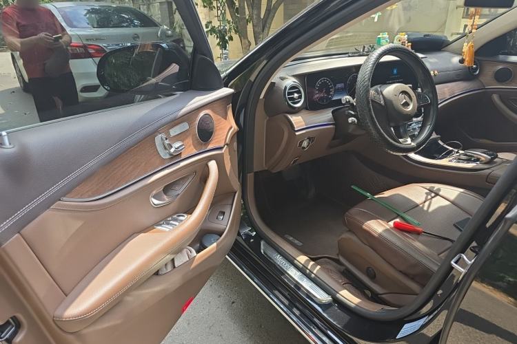 Used Mercedes-Benz E-Class 2018 Facelifted E 300 L Stylish Version Driver Seat
