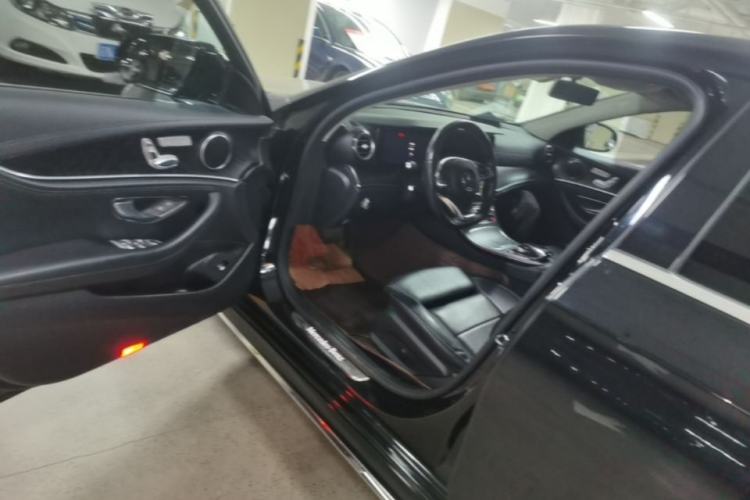 Used Mercedes-Benz E-Class 2018 Facelift E 200 L Sport 4MATIC Driver Seat