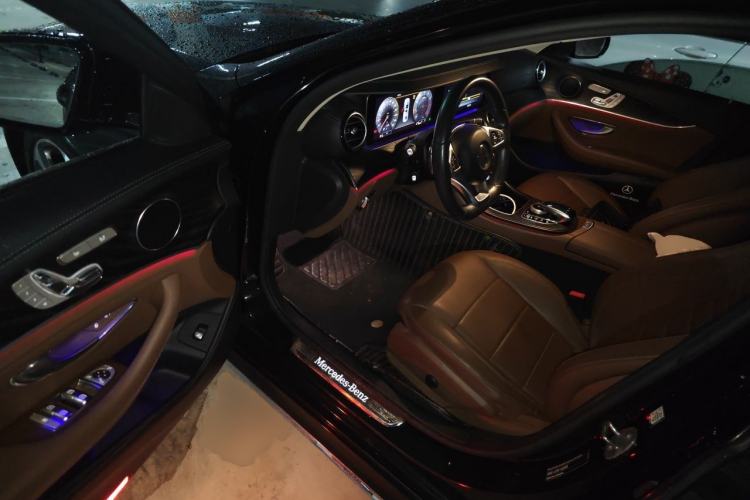 Used Mercedes-Benz E-Class 2018 E 300 L Sport Luxury Edition Driver Seat