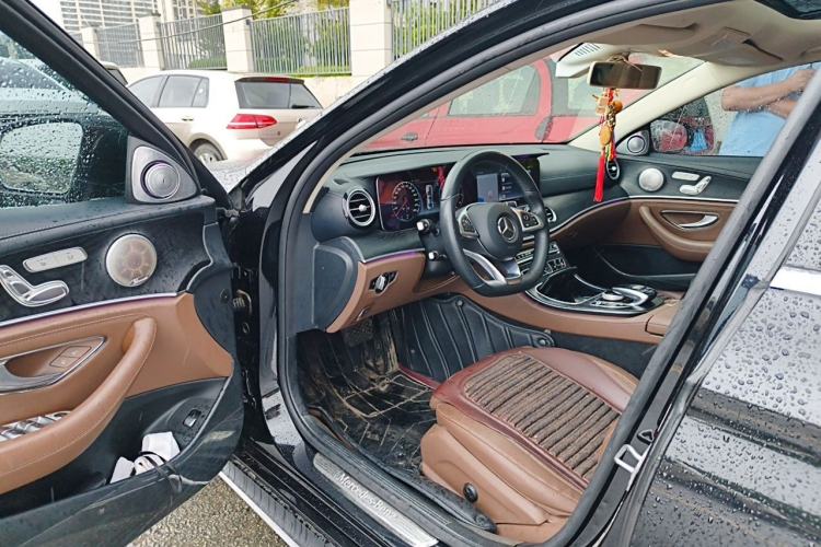Used Mercedes-Benz E-Class 2018 Facelift E 200 L Sport 4MATIC Driver Seat