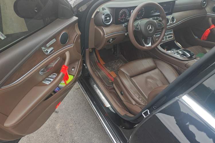 Used Mercedes-Benz E-Class 2018 Facelift E 200 L 4MATIC Driver Seat