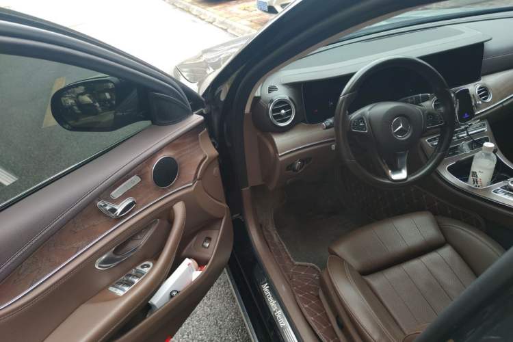 Used Mercedes-Benz E-Class 2018 E 200 L Driver Seat