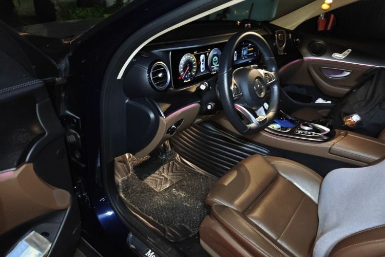 Used Mercedes-Benz E-Class 2018 Facelift E 200 L Sport Edition Driver Seat
