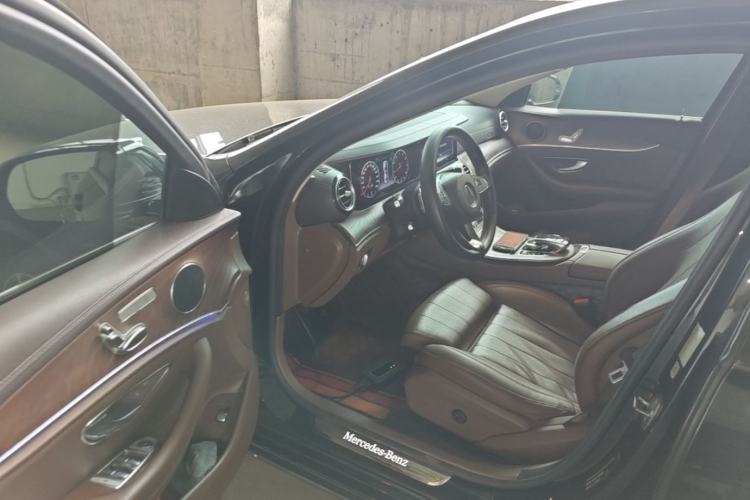 Used Mercedes-Benz E-Class 2018 Facelift E 200 L Driver Seat