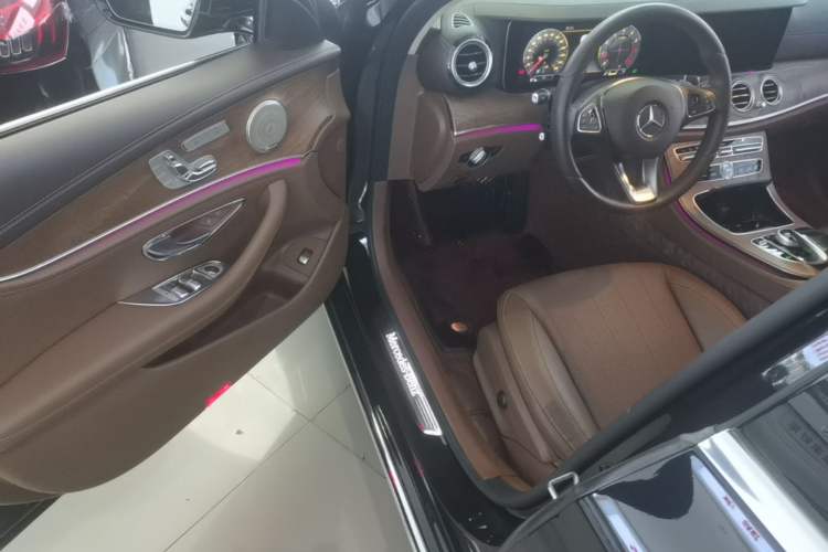 Used Mercedes-Benz E-Class 2018 Facelift E 300 L Luxury Edition Driver Seat