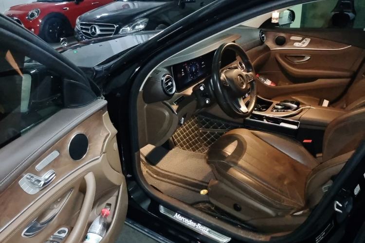 Used Mercedes-Benz E-Class 2018 E 320 L 4MATIC Driver Seat