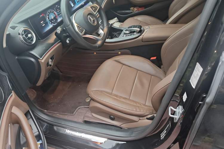 Used Mercedes-Benz E-Class 2018 E 300 L Sport Luxury Edition Driver Seat