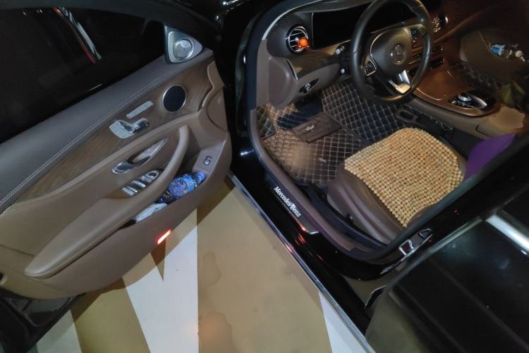 Used Mercedes-Benz E-Class 2018 Facelift E 300 L Luxury Edition Driver Seat