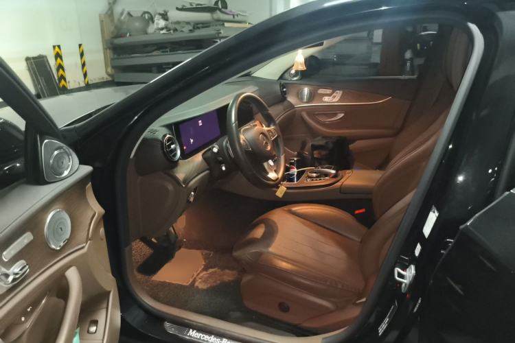 Used Mercedes-Benz E-Class 2018 Facelifted E 300 L Stylish Version Driver Seat