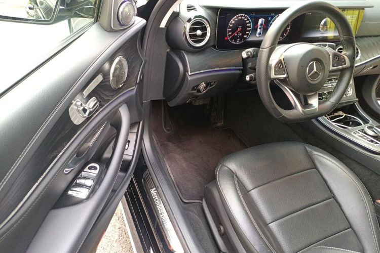 Used Mercedes-Benz E-Class 2018 E 300 L Sport Luxury Edition Driver Seat
