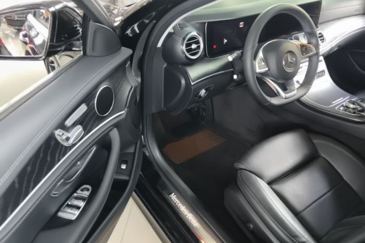 Used Mercedes-Benz E-Class 2018 Facelift E 200 L Sport Edition Driver Seat