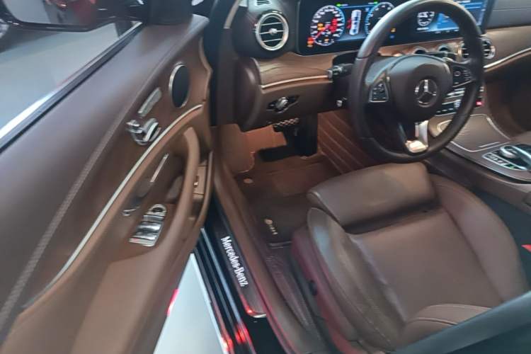 Used Mercedes-Benz E-Class 2018 Facelift E 200 L Driver Seat