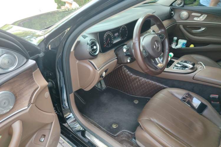 Used Mercedes-Benz E-Class 2018 Facelift E 300 L Luxury Edition Driver Seat