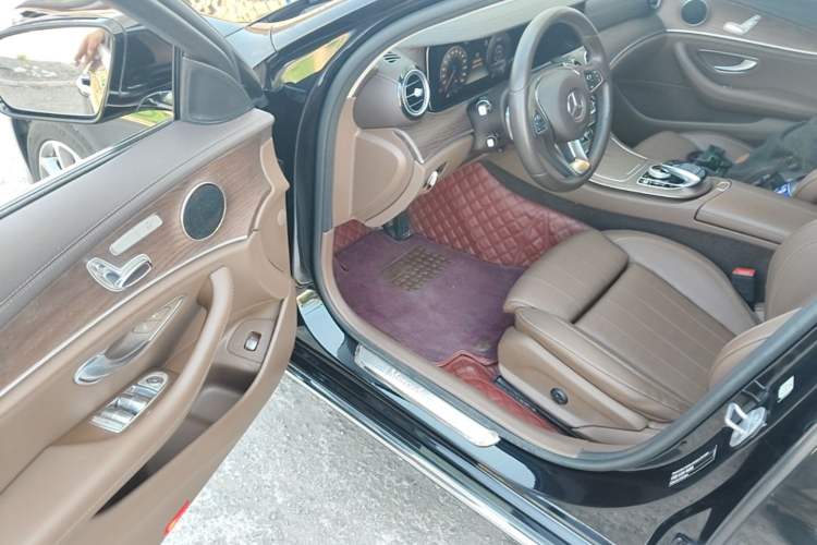 Used Mercedes-Benz E-Class 2018 Facelift E 200 L Driver Seat
