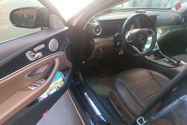 Used Mercedes-Benz E-Class 2018 Restyled E 300 L Sporty and Stylish Edition Driver Seat