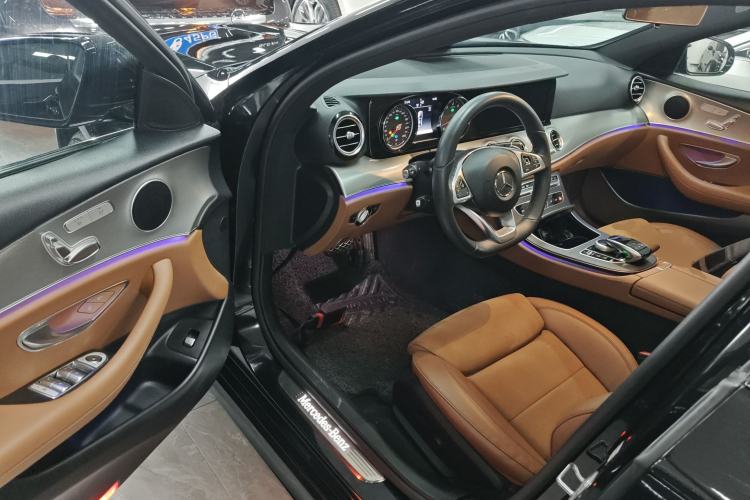 Used Mercedes-Benz E-Class 2018 E 200 Sport 4MATIC Driver Seat