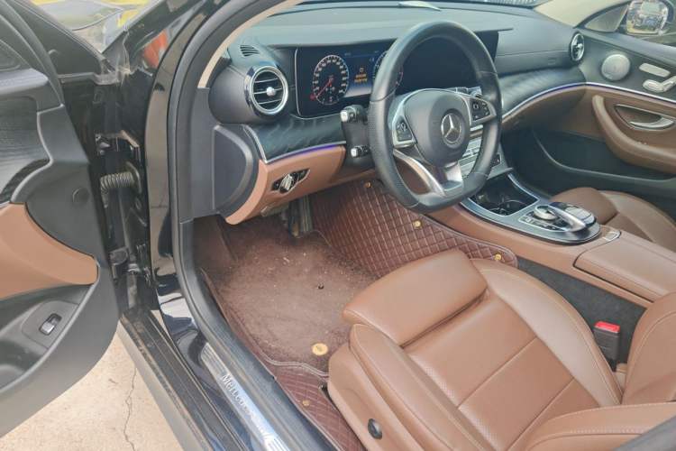 Used Mercedes-Benz E-Class 2018 Facelift E 200 L 4MATIC Driver Seat