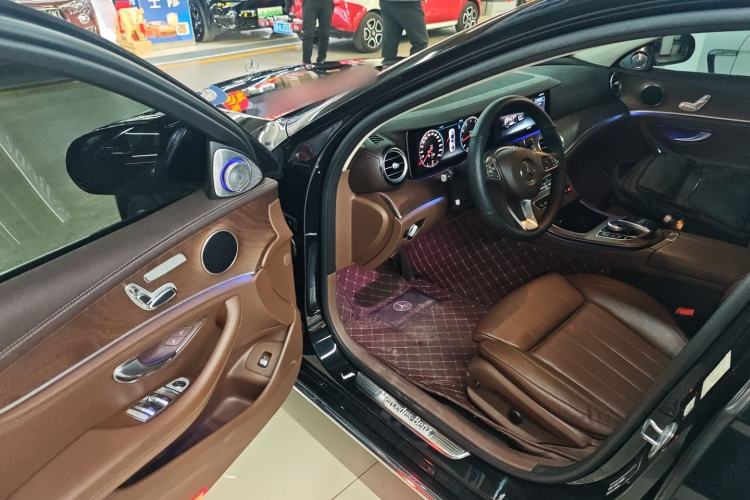 Used Mercedes-Benz E-Class 2018 E 200 L Driver Seat