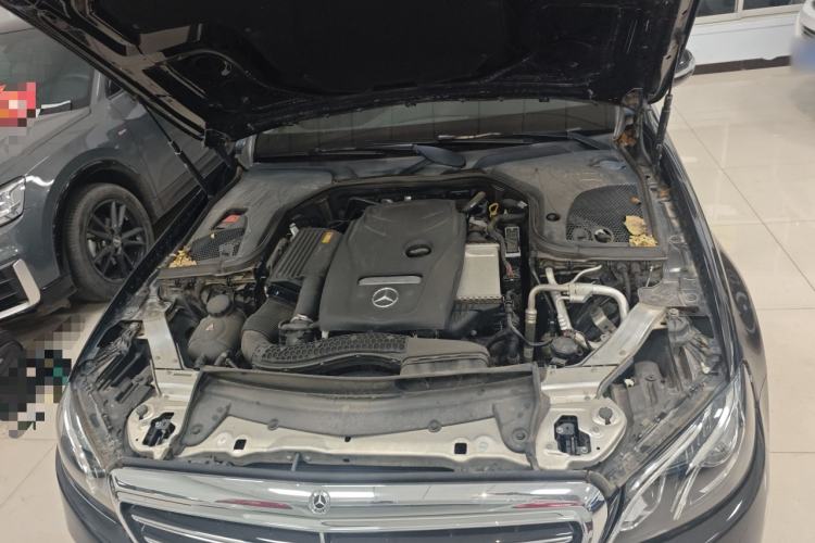 Used Mercedes-Benz E-Class 2018 Facelift E 200 L Engine Bay