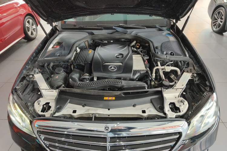 Used Mercedes-Benz E-Class 2018 E 200 L Sport Edition Engine Bay