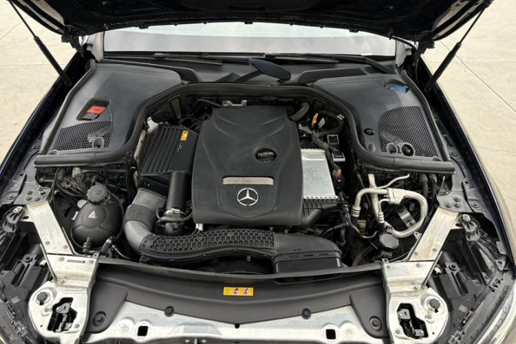 Used Mercedes-Benz E-Class 2018 Facelift E 200 L Sport 4MATIC Engine Bay