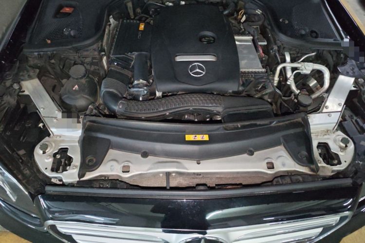 Used Mercedes-Benz E-Class 2018 Restyled E 300 L Sporty and Stylish Edition Engine Bay
