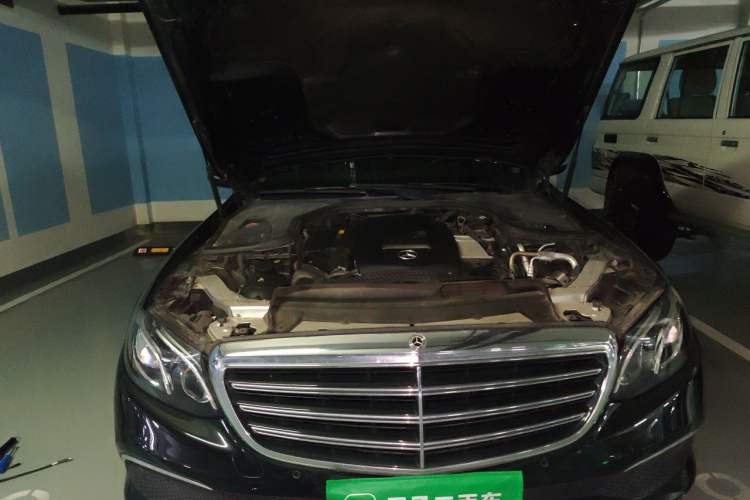 Used Mercedes-Benz E-Class 2018 E 300 L Stylish Model Engine Bay