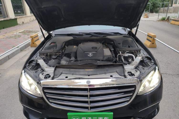 Used Mercedes-Benz E-Class 2018 Facelift E 200 L Sport 4MATIC Engine Bay