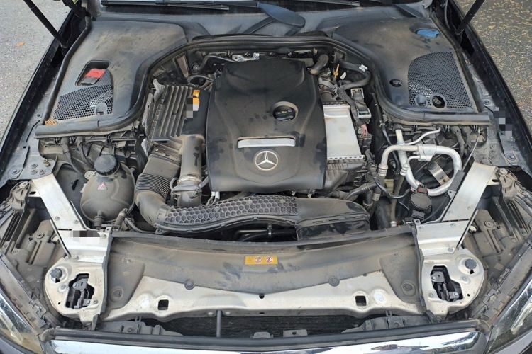 Used Mercedes-Benz E-Class 2018 Facelift E 300 L Luxury Edition Engine Bay