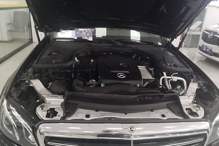 Used Mercedes-Benz E-Class 2018 Facelift E 200 L Engine Bay