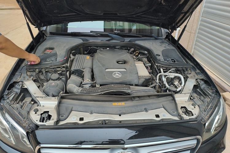 Used Mercedes-Benz E-Class 2018 E 300 L Sport Luxury Edition Engine Bay