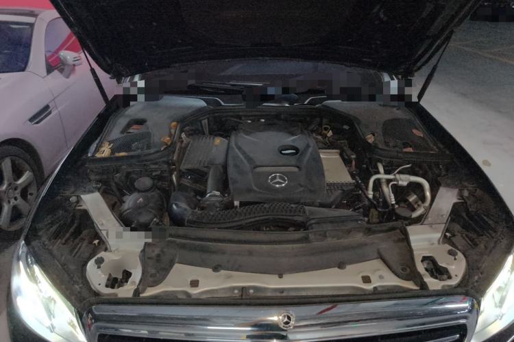 Used Mercedes-Benz E-Class 2018 Facelift E 200 L Engine Bay
