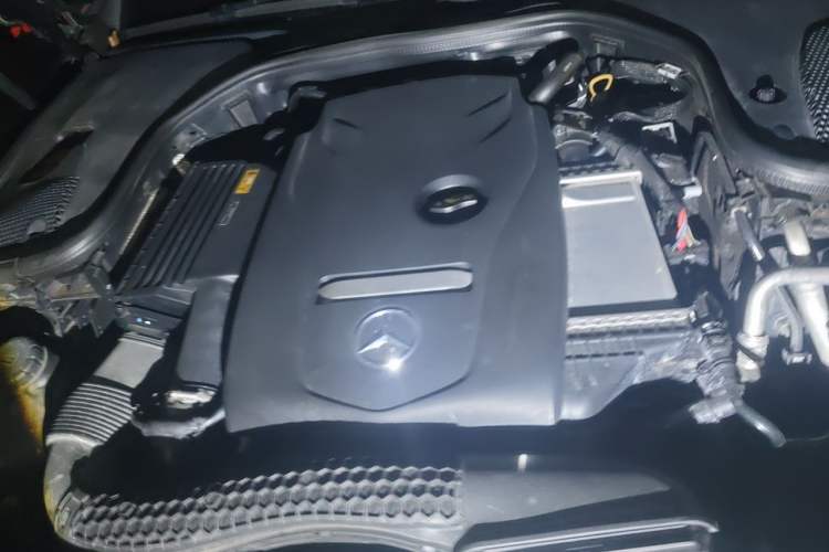 Used Mercedes-Benz E-Class 2018 Facelift E 200 L Engine Bay