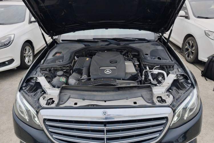 Used Mercedes-Benz E-Class 2018 E 300 L Stylish Model Engine Bay