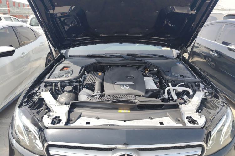 Used Mercedes-Benz E-Class 2018 E 200 L Sport Edition Engine Bay