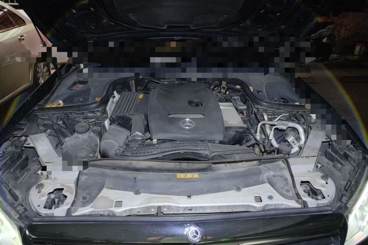 Used Mercedes-Benz E-Class 2018 E 300 L Sport Luxury Edition Engine Bay