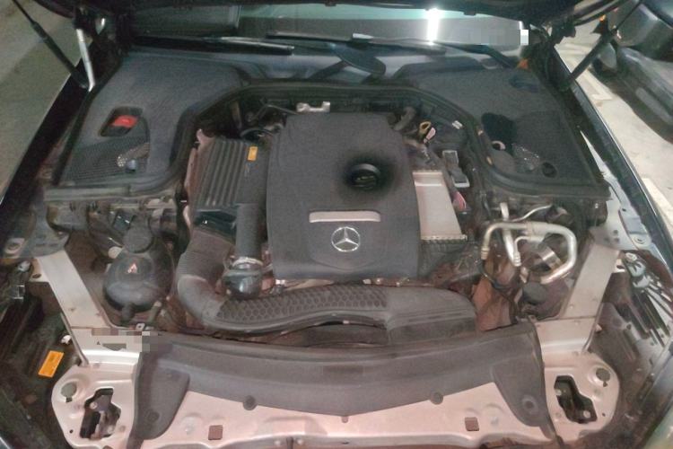 Used Mercedes-Benz E-Class 2018 Facelift E 200 L Engine Bay