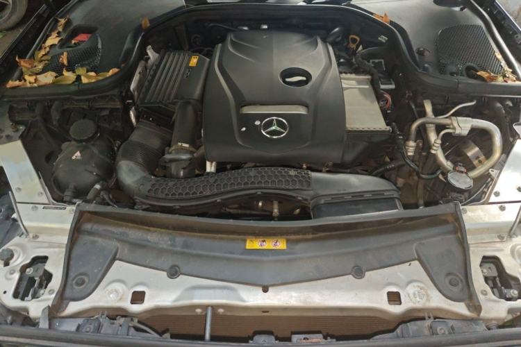 Used Mercedes-Benz E-Class 2018 E 300 L Sport Luxury Edition Engine Bay
