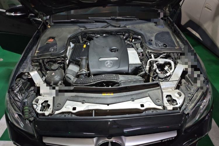 Used Mercedes-Benz E-Class 2018 Restyled E 300 L Sporty and Stylish Edition Engine Bay