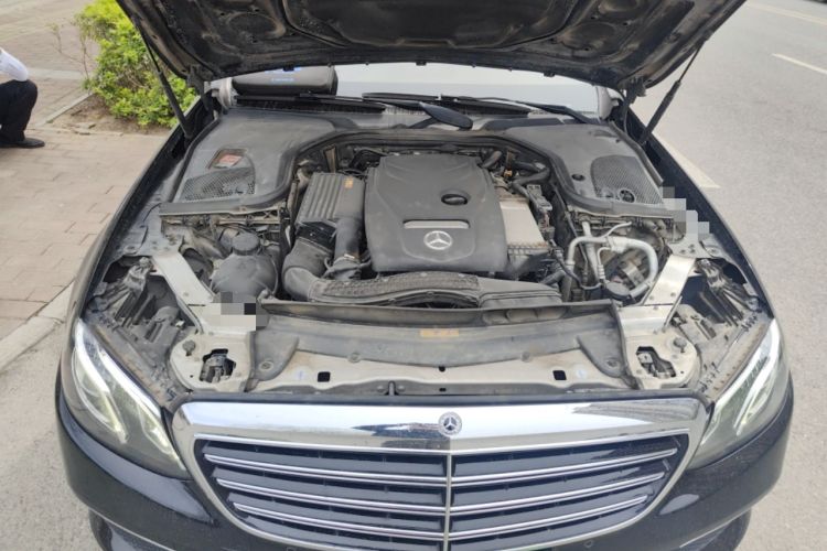 Used Mercedes-Benz E-Class 2018 Facelift E 200 L 4MATIC Engine Bay