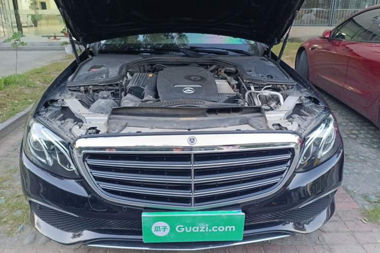 Used Mercedes-Benz E-Class 2018 Facelift E 200 L Engine Bay