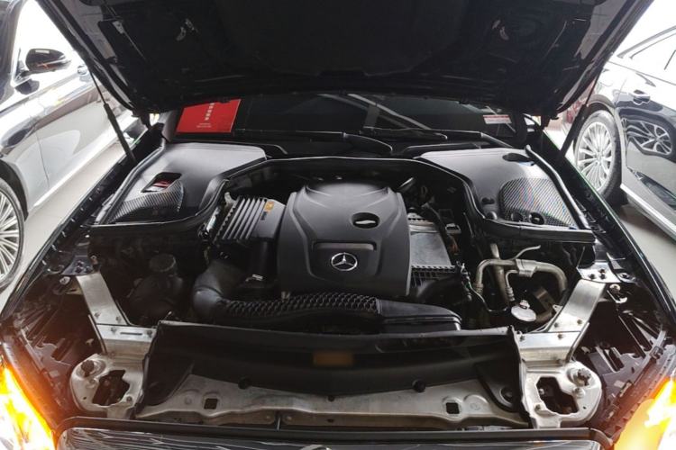 Used Mercedes-Benz E-Class 2018 E 200 L Engine Bay