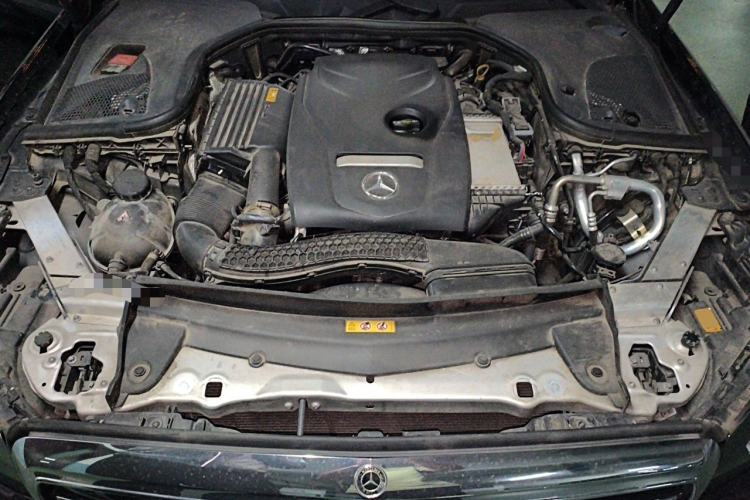 Used Mercedes-Benz E-Class 2018 Facelift E 200 L Engine Bay