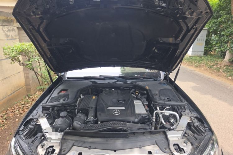 Used Mercedes-Benz E-Class 2018 Facelifted E 300 L Stylish Version Engine Bay