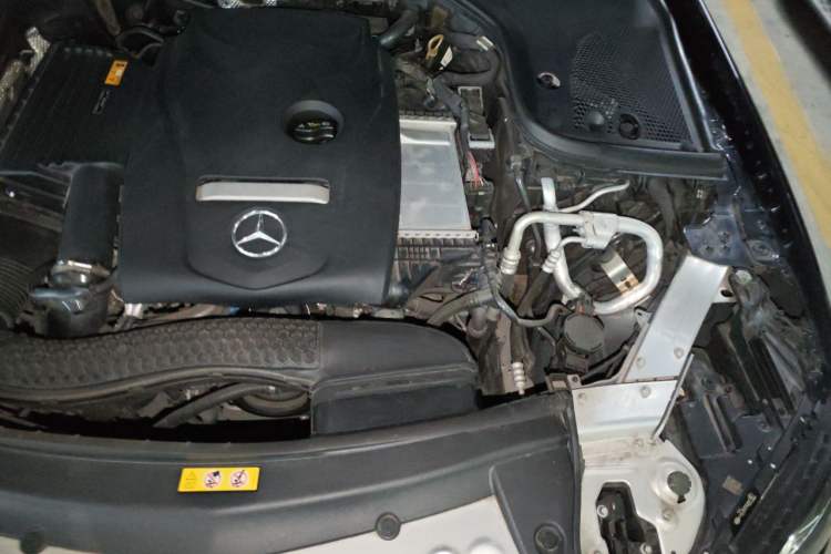 Used Mercedes-Benz E-Class 2018 Restyled E 300 L Sporty and Stylish Edition Engine Bay Left